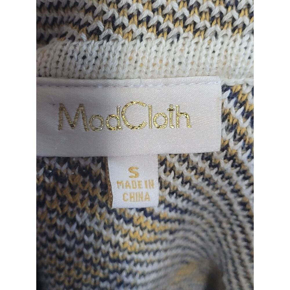 ModCloth Small cardigan sweater knit flower button stretch collar crop short - Picture 10 of 12